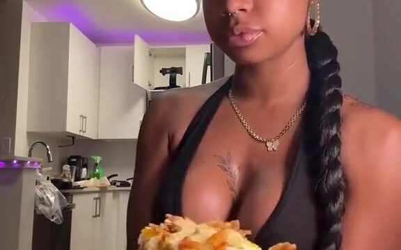 Cooking with kya HOT Porn Cook and Cock video